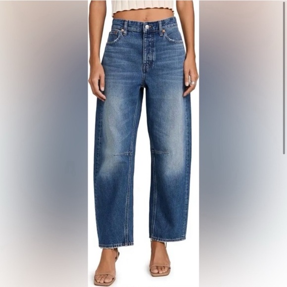 Madewell The Darted Barrel- Leg Jean 33 Wide Leg Medium Wash Denim - Picture 2 of 9